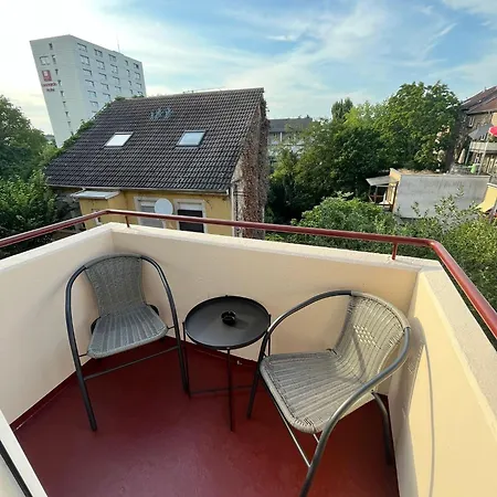 Hub 22 - Mit Balkon - Coffee For Free - * קרלסרוהה