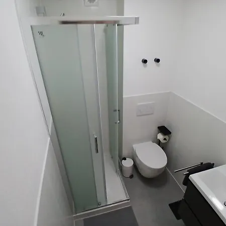 Albergue Hub 22 - Mit Balkon - Coffee For Free -
