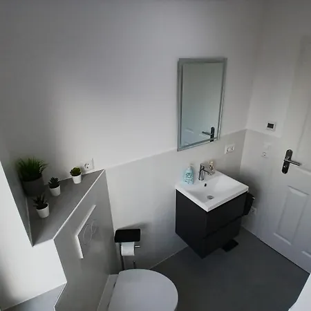 אכסניה Hub 22 - Mit Balkon - Coffee For Free -